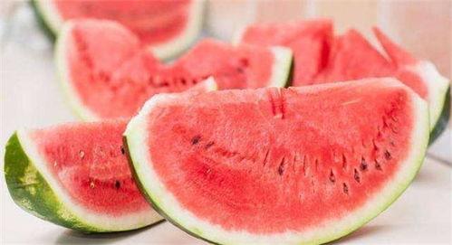 吃瓜内皮有斑点,揭秘吃瓜乐趣背后的奇妙现象