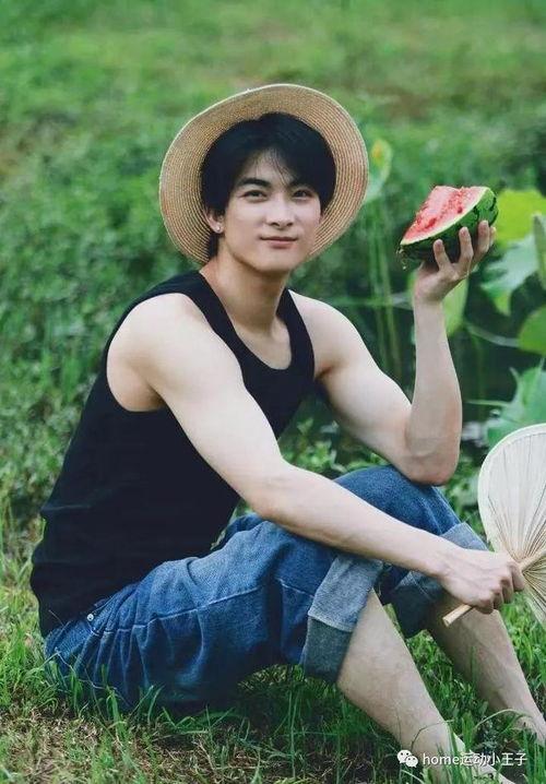 瓜哥带你吃瓜小视频,揭秘娱乐圈那些事儿