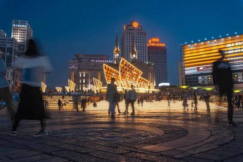 宁波广场吃瓜事件始末,一场意外引发的全民热议