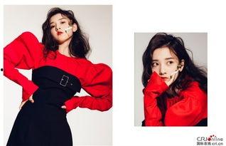 女生跳舞吃瓜图片