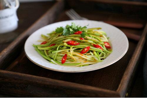 茭瓜怎么拌着吃,夏日清爽新食尚