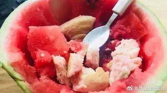 吃瓜群众时尚名,揭秘潮流界的“瓜界明星”