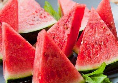 吃瓜喝茶的句子,揭秘娱乐圈背后的故事