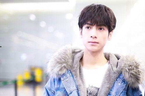 罗云熙吃瓜图片,瓜王降临！