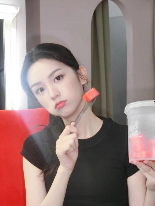 吃瓜妹妹wink,揭秘网络红人的魅力与影响力